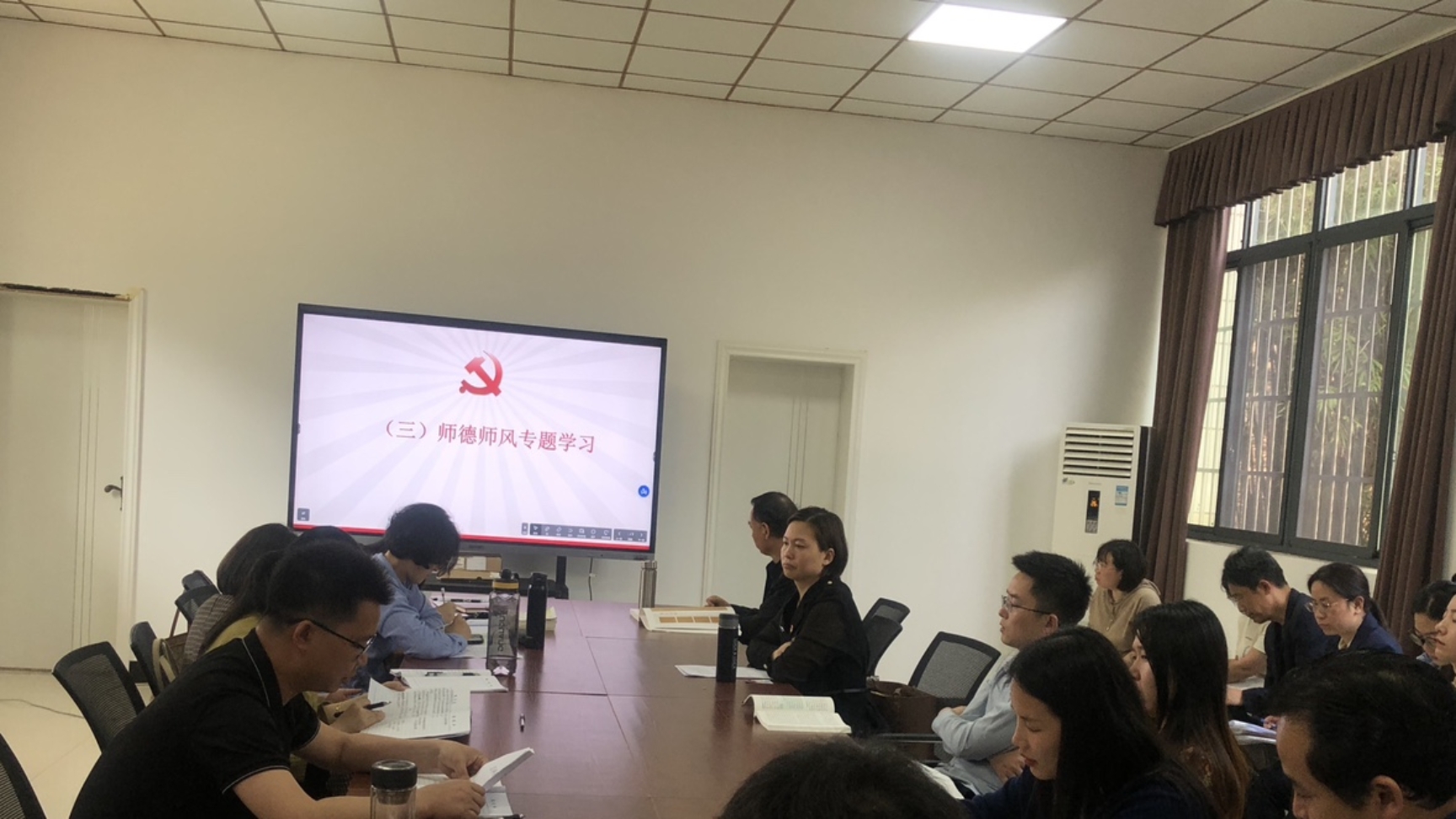 12edfc573eb64dc4b0b6e69f06843775